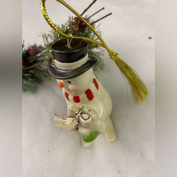 Lenox Porcelain Very Merry Snowman On Skis Ornament Christmas - Picture 3 of 6